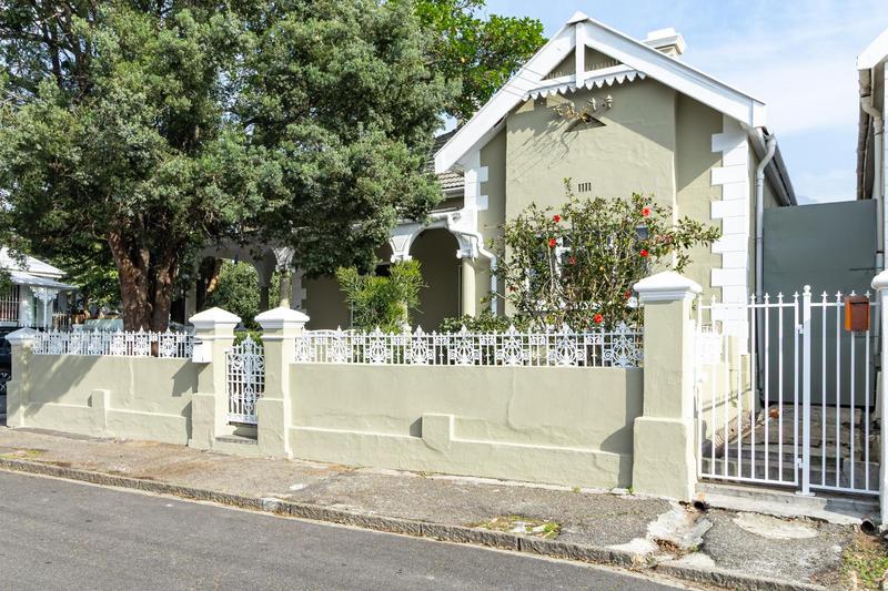 5 Bedroom Property for Sale in Observatory Western Cape